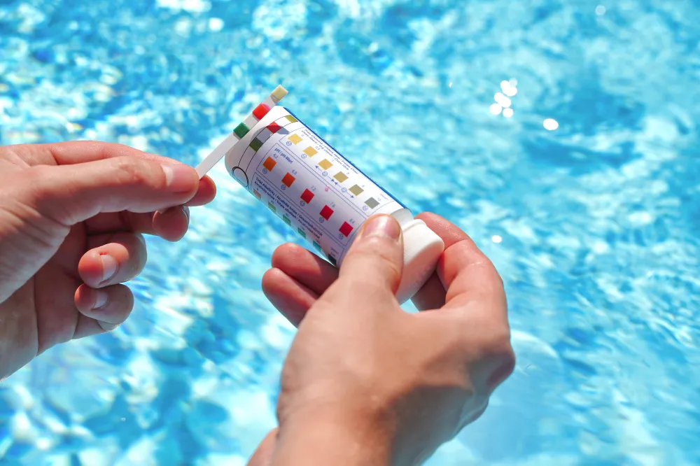 Vérification PH piscine